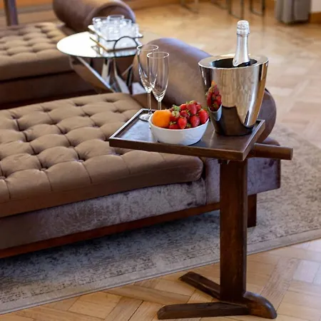 Sant'angelo Suites *